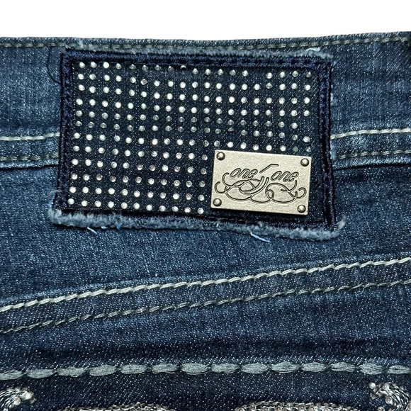 One-5-One Dark Washed Stud Embellished Jean. Sz: 14 - Picture 3 of 13